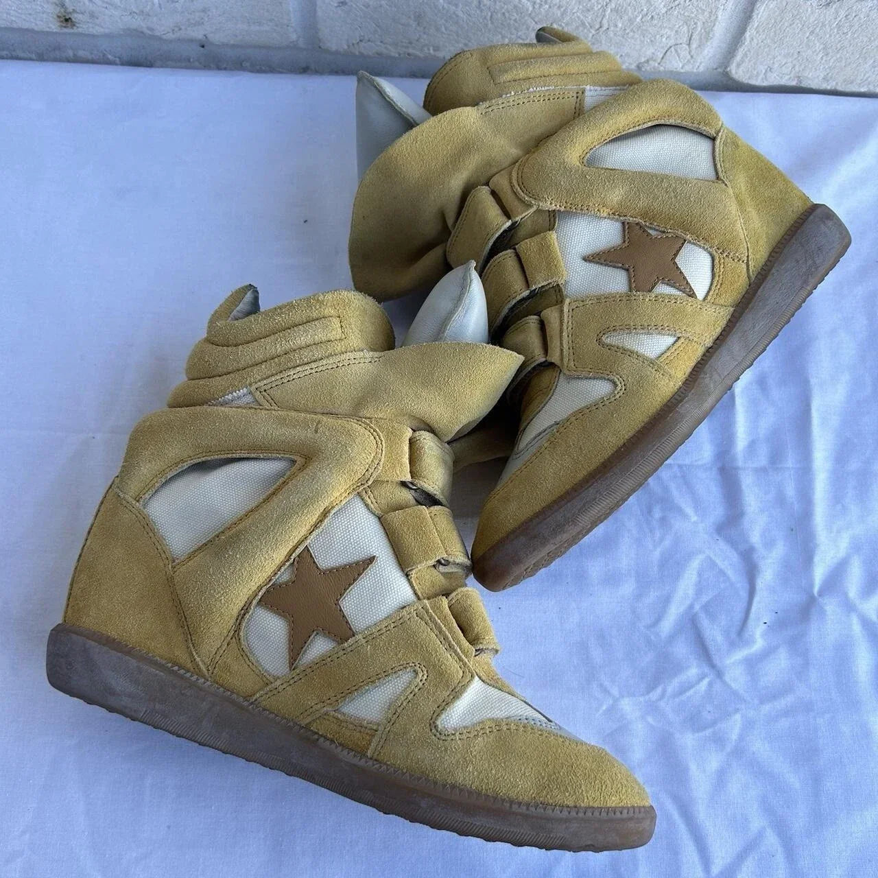 Isabel Marant Bekett 'Americana Bayley' Wedge Sneakers – Yellow Suede – Hidden Heel – Rare Color