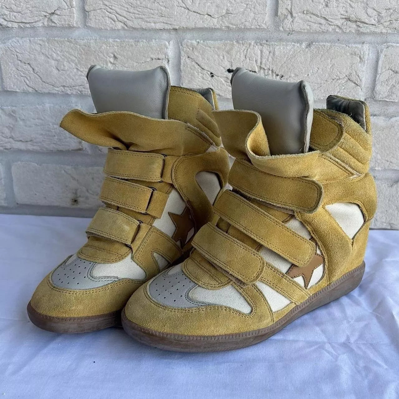 Isabel Marant Bekett 'Americana Bayley' Wedge Sneakers – Yellow Suede – Hidden Heel – Rare Color
